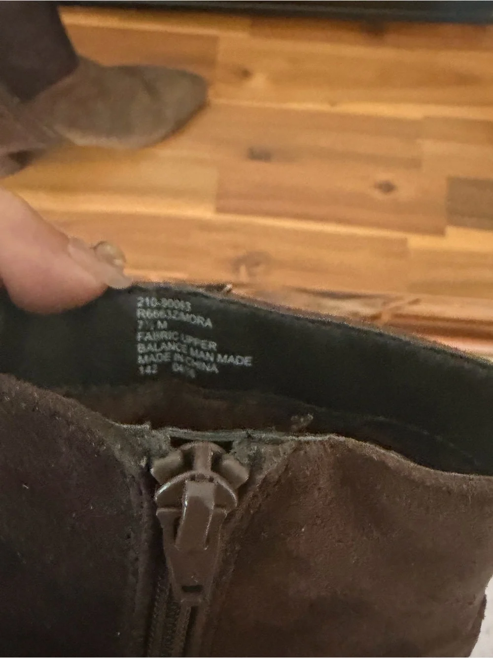 Rialto Women’s Size 7.5 Brown Suede Two Tone Ankle Boots Block Heel Zip